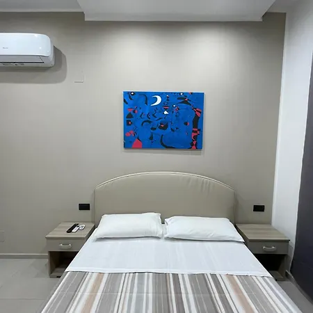 Room25mq * Cercola